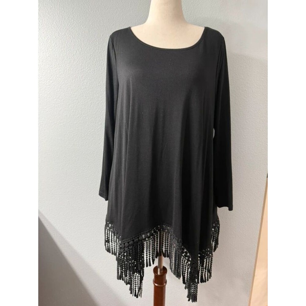 BloomChic Black Fringe Handkerchief Hem Tunic with Pockets | Size 14–16